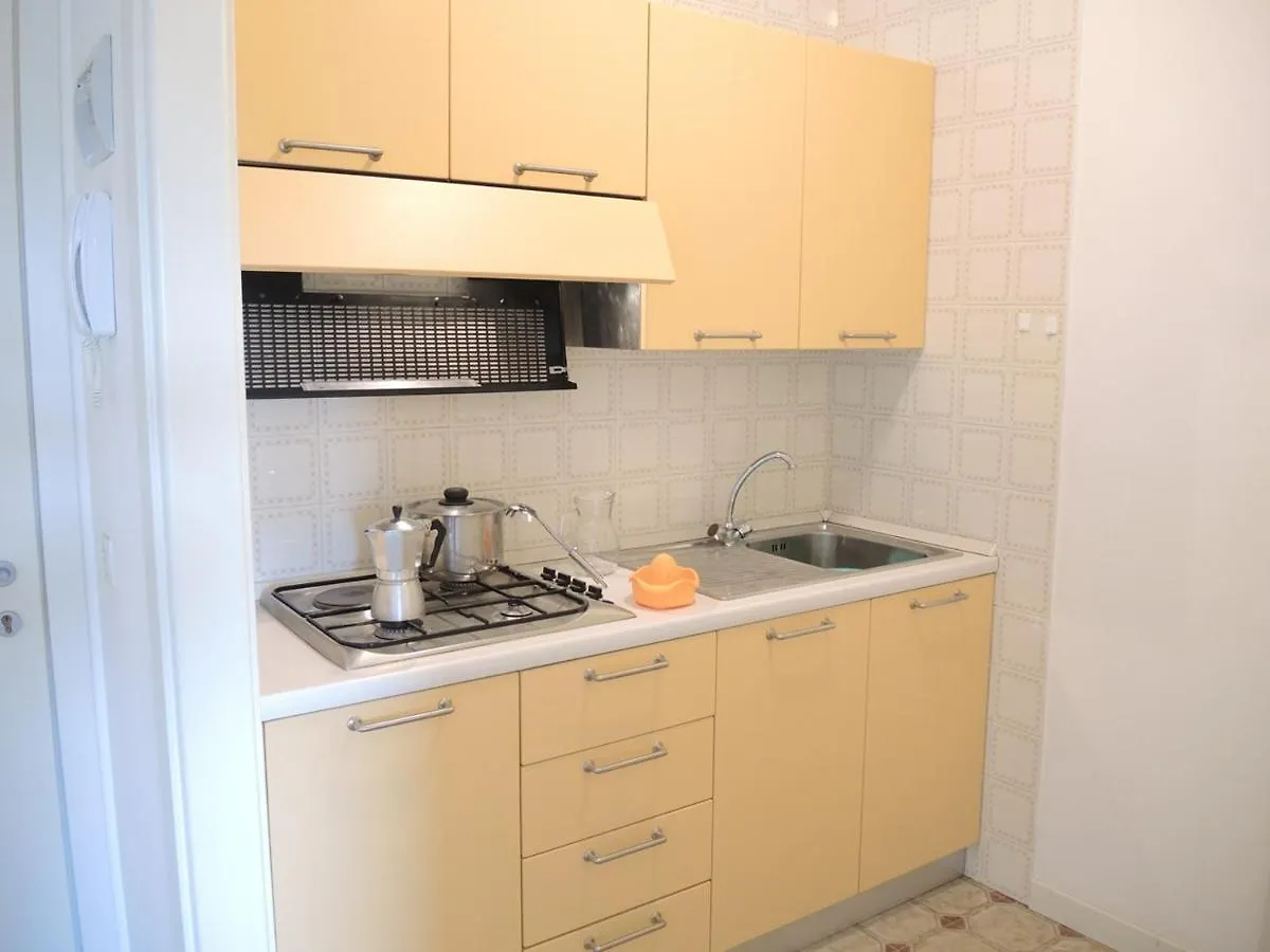 Modern Flat With Terrace - Beahost Rentals Bibione 0*,  Olaszország